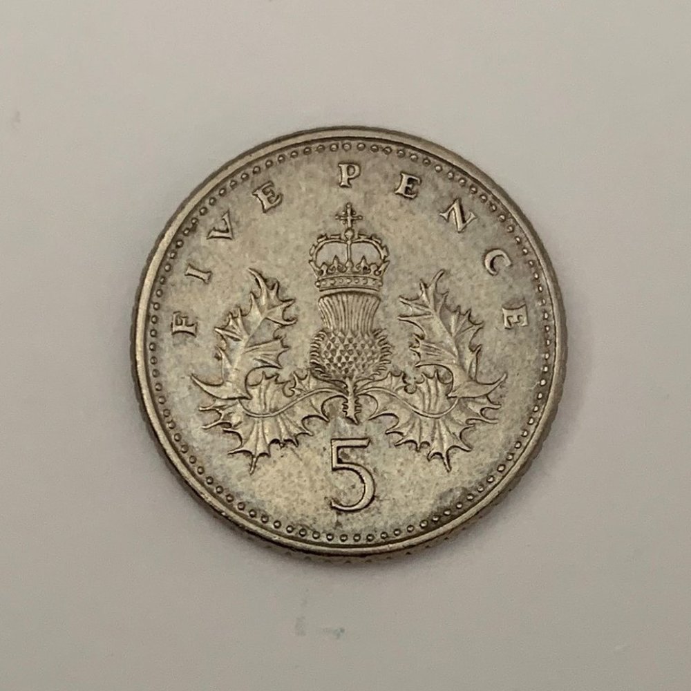 Five Pence Coin - 1990 - United Kingdom 5p - Queen Elizabeth II - KM#937b